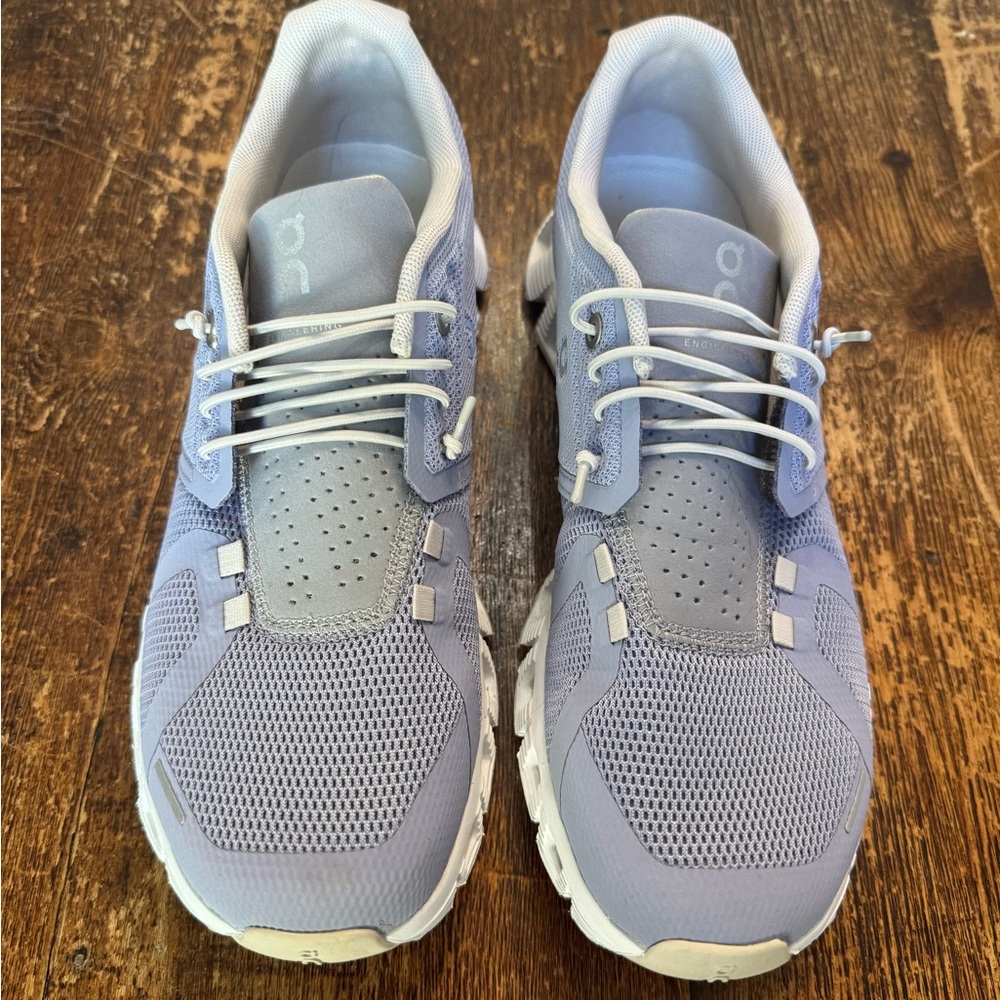 Women’s Oncloud. Size 8.5. Nimbus/Alloy